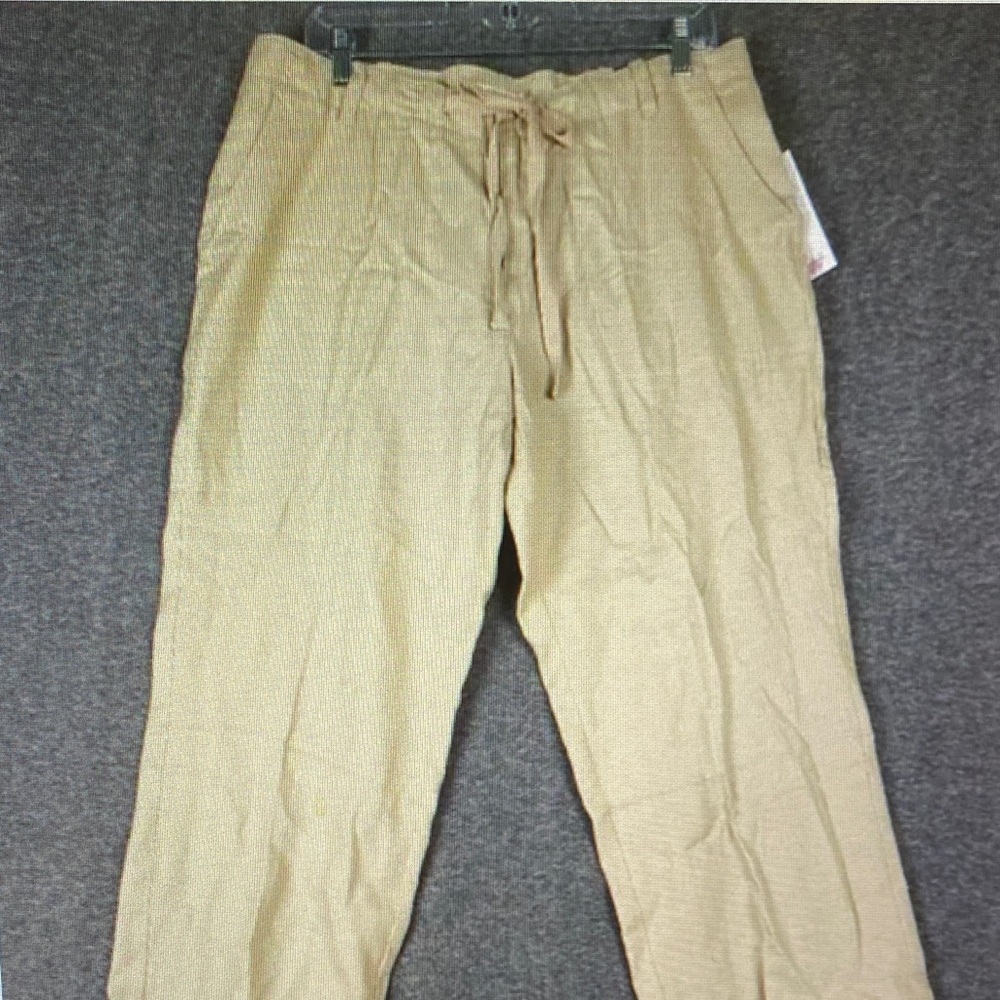 Women's Drawstring Linen-Blend Capris - Beige